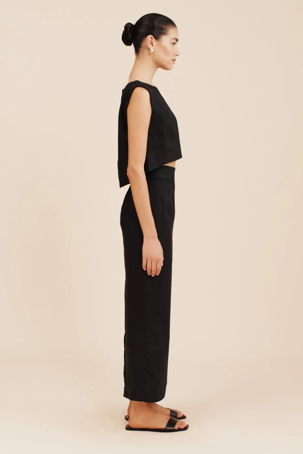 MARTINA CROP TOP - BLACK