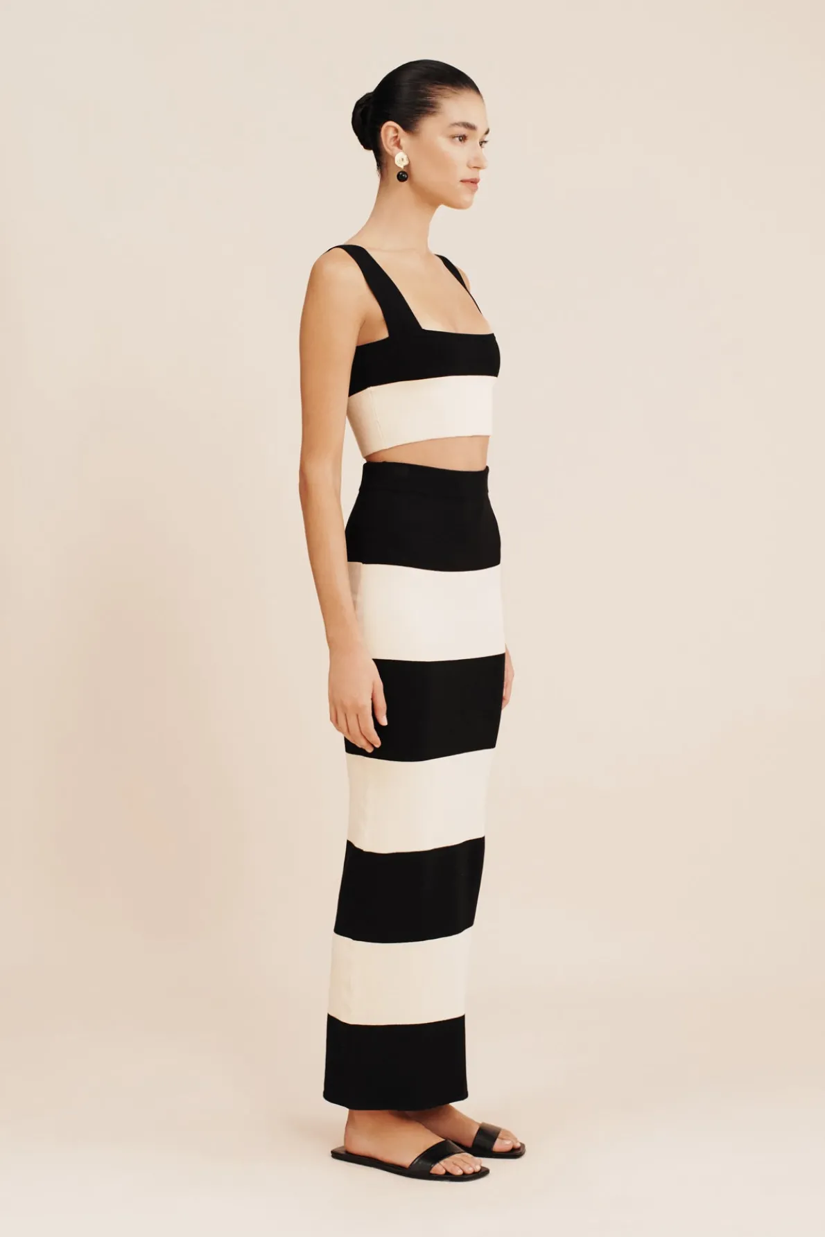 THEO CROP TOP - BLACK STRIPE